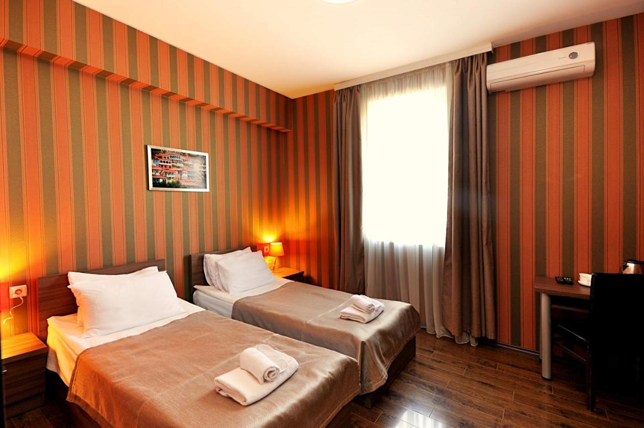 Athletics Hotel Tbilissi Extérieur photo